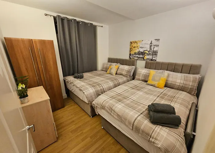 2Bdr Islington Close To Station
