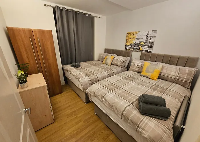 2Bdr Islington Close To Station