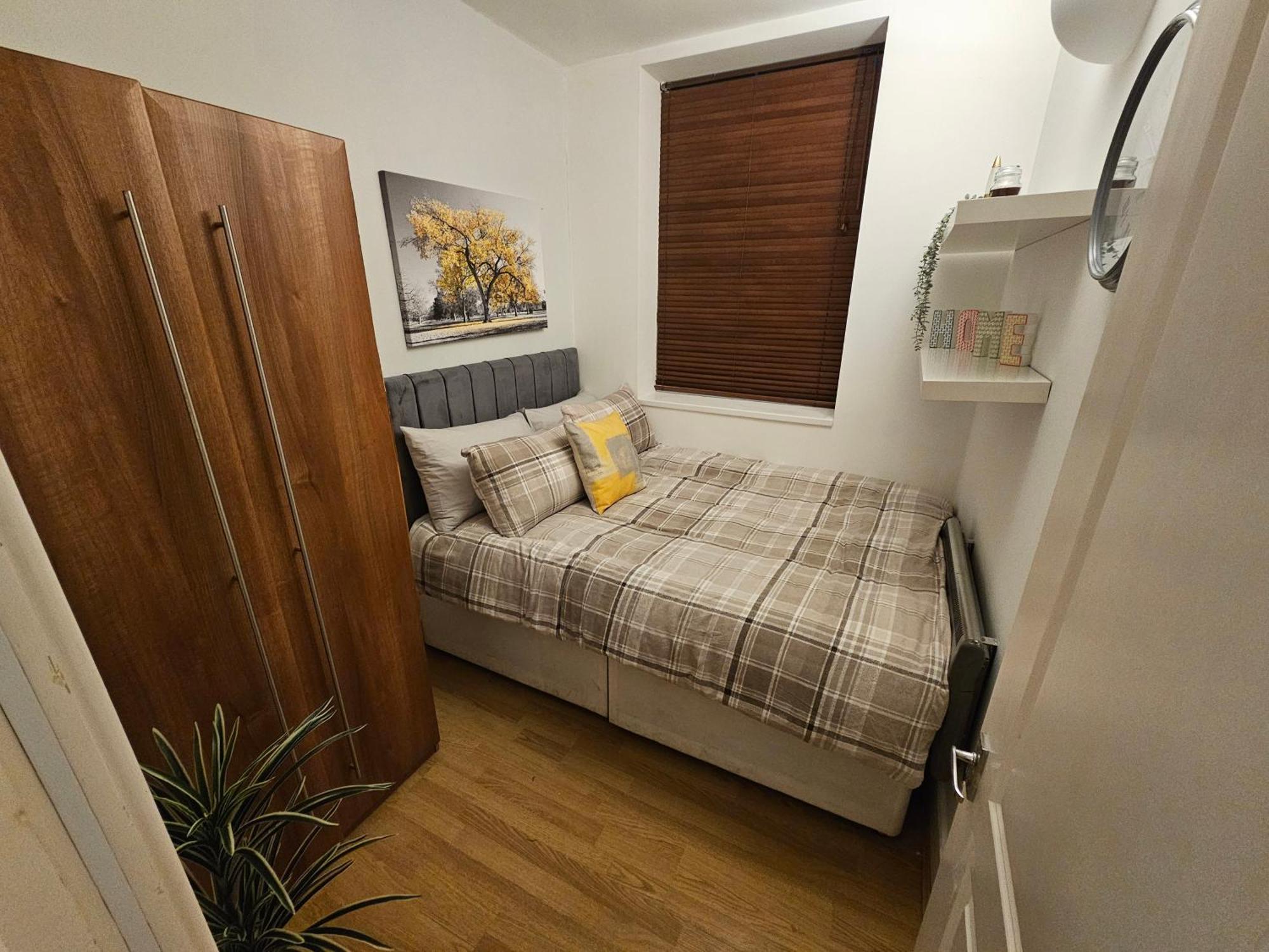 2bdr Islington Close To Station Londen